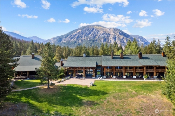 Listing Image #1 - Others for sale at 31 Early Winters Drive, Mazama WA 98833