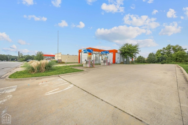 Listing Image #1 - Others for sale at 2823 Creek Drive, Jonesboro AR 72401