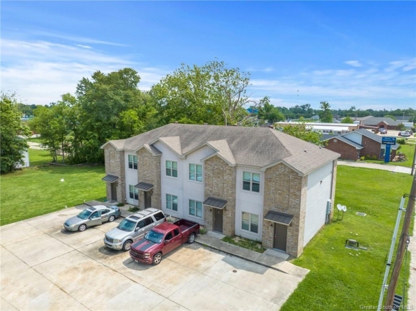 Listing Image #2 - Others for sale at 414 Cypress Street, Sulphur LA 70663
