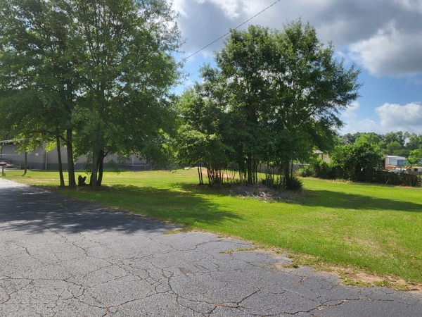 Listing Image #2 - Others for sale at 108 E Southport, Dothan AL 36301