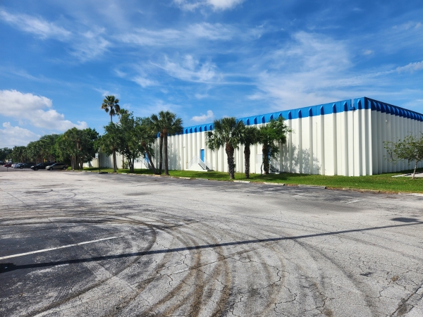 Listing Image #4 - Industrial Park for sale at 1410 SW 29th Avenue, Pompano Beach FL 33069 Listing Image #4 - Industrial Park for sale at 1410 SW 29th Avenue, Pompano Beach FL 33069