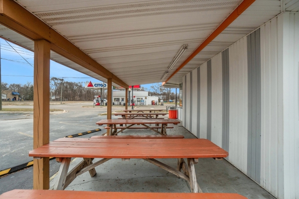 Listing Image #3 - Business for sale at 411 W Main Street, Hartford MI 49057