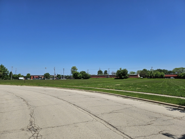 Listing Image #1 - Retail for sale at Kaper Dr, Cary IL 60013