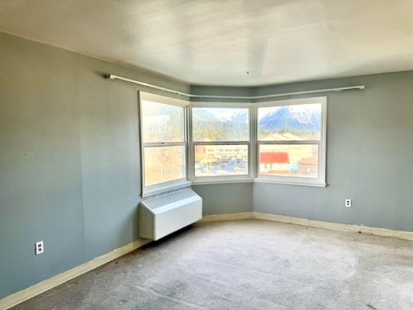 Listing Image #5 - Multi-family for sale at 237 Lincoln Street, Sitka AK 99835