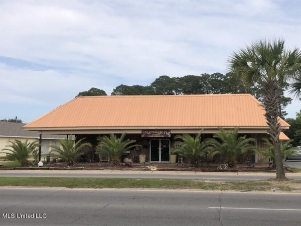 Listing Image #1 - Retail for sale at 2302 Market Street, Pascagoula MS 39567