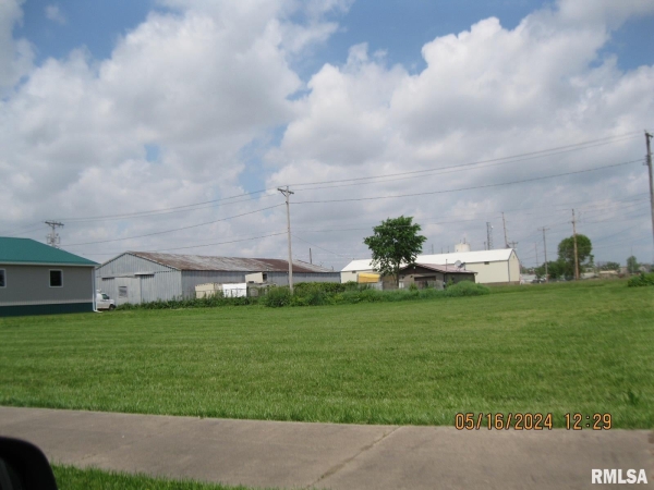 Listing Image #1 - Others for sale at 114 3rd Avenue South, Clinton IA 52732