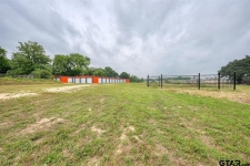 Listing Image #3 - Others for sale at 805 Dallas, Winona TX 75792