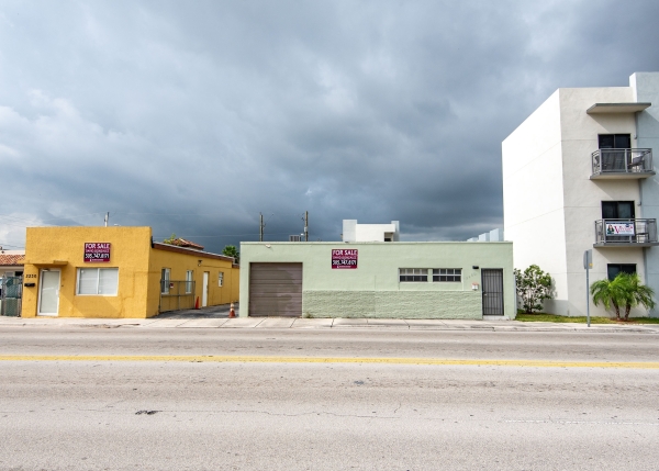 Listing Image #1 - Retail for sale at 2250 Palm Ave, Hialeah FL 33010 Listing Image #1 - Retail for sale at 2250 Palm Ave, Hialeah FL 33010