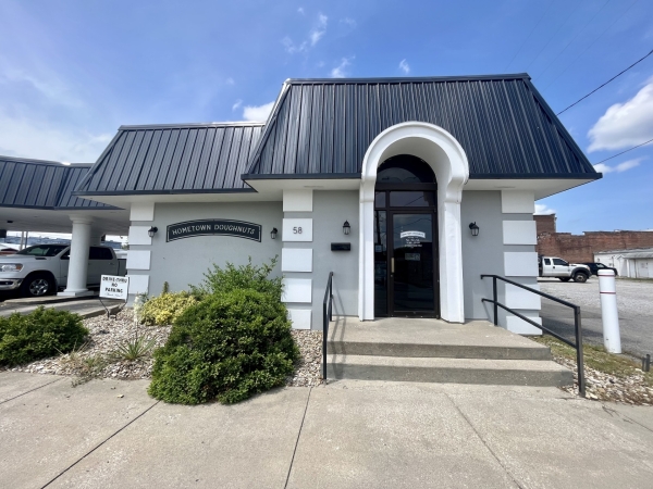 Listing Image #2 - Retail for sale at 58 SE 1st ST, Linton IN 47441