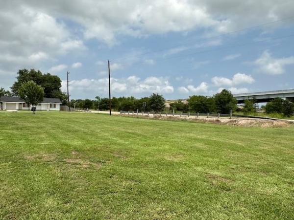Listing Image #3 - Land for sale at 1001 Van Ave., Port Neches TX 77651