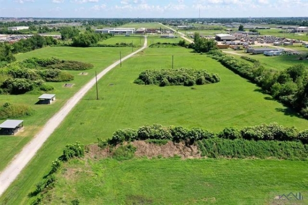 Listing Image #2 - Others for sale at 979 Hwy. 3185, Thibodaux LA 70301