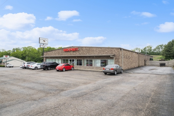 Listing Image #1 - Multi-Use for sale at 470 Tucker Drive, Maysville KY 41056