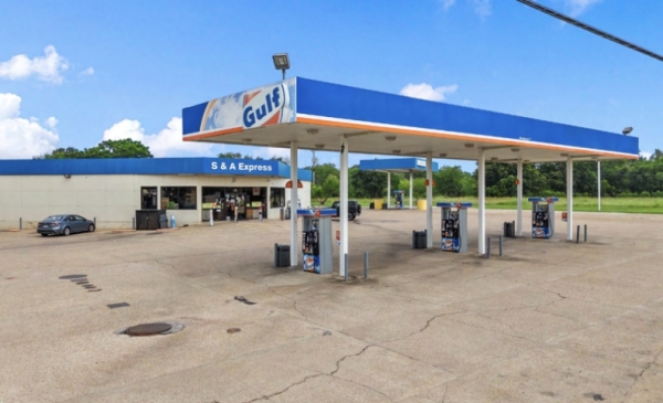 Listing Image #1 - Retail for sale at 1579 State Hwy 22, Whitney TX 76692