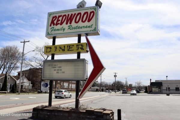 Listing Image #2 - Retail for sale at 2688 Hamburg Street, Schenectady NY 12303