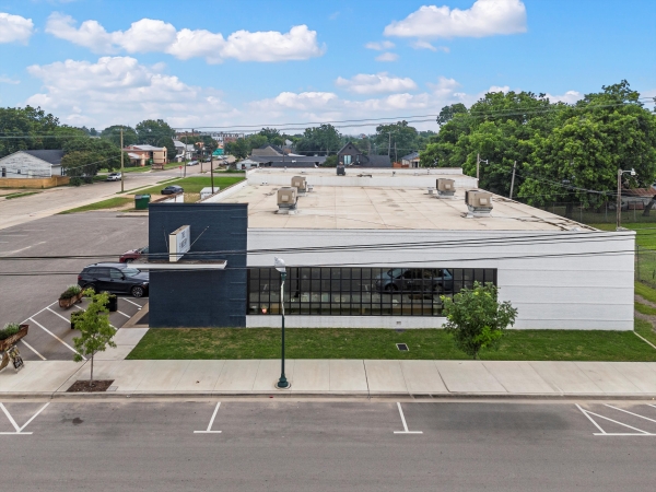 Listing Image #3 - Retail for sale at 910 Webster Ave, Waco TX 76706