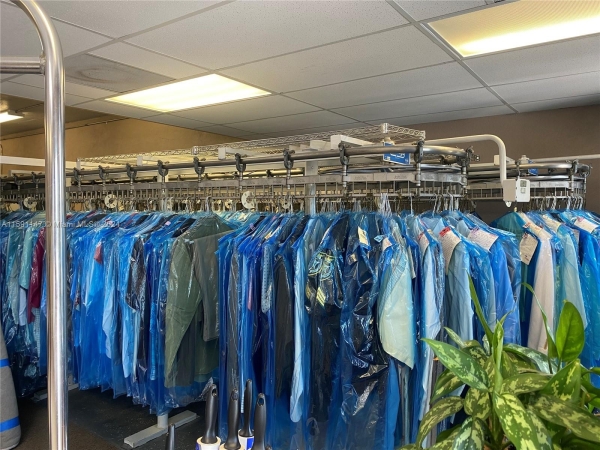 Listing Image #3 - Industrial for sale at 89015 Overseas Hwy, Islamorada FL 33070