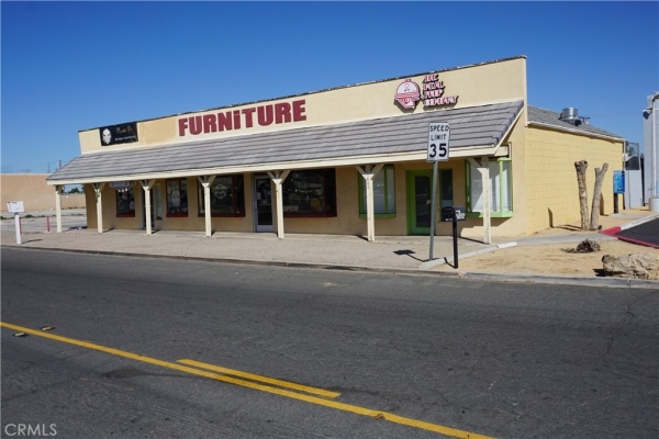 Listing Image #3 - Retail for sale at 21878 US Hwy 18, Apple Valley CA 92307