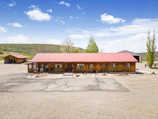 Listing Image #3 - Industrial for sale at 768 Cottonwood Rd, West Magic ID 83352