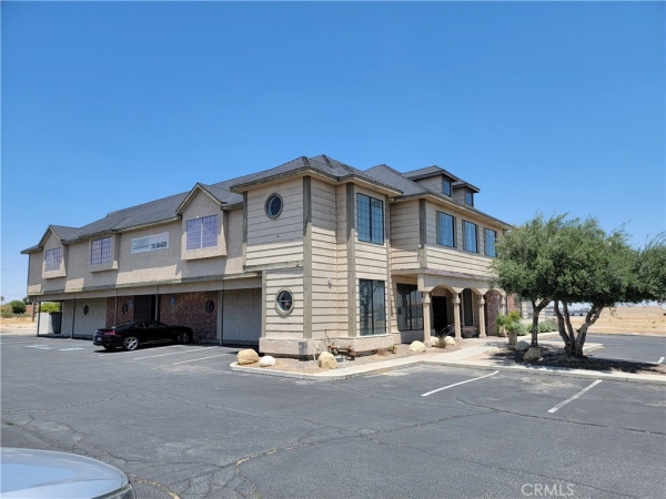Listing Image #1 - Office for sale at 14318 California Avenue, Victorville CA 92392