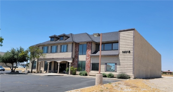 Listing Image #3 - Office for sale at 14318 California Avenue, Victorville CA 92392