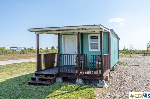 Listing Image #3 - Industrial for sale at 143 S Quailrun Avenue, Port Lavaca TX 77979