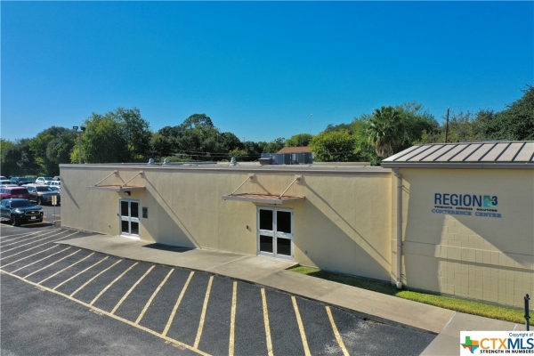 Listing Image #2 - Industrial for sale at 1905 Leary Lane, Victoria TX 77901