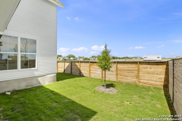 Listing Image #3 - Industrial for sale at 409 Constance Dr, New Braunfels TX 78130