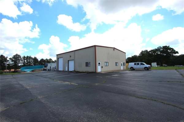 Listing Image #2 - Industrial for sale at 231 Wappapelo Lane, Park Hills MO 63601