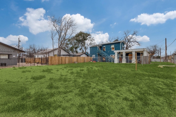 Listing Image #2 - Industrial for sale at 5001 S Flores, San Antonio TX 78214