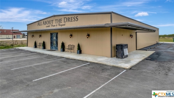 Listing Image #2 - Others for sale at 13955 US Highway 77, Victoria TX 77904