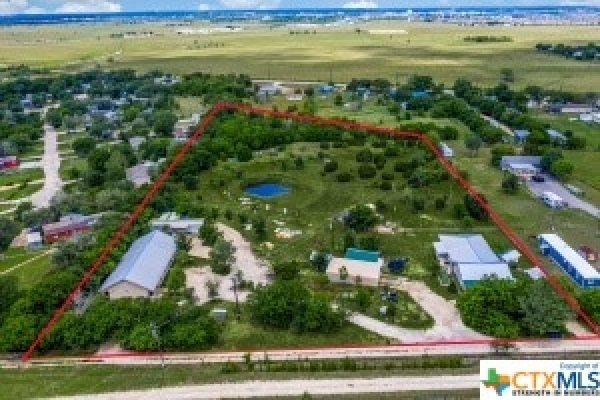 Listing Image #1 - Multi-family for sale at 414 Henk Lane, San Marcos TX 78666