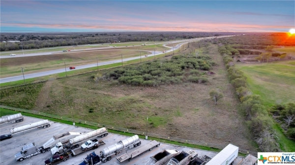 Listing Image #3 - Industrial for sale at 11304 NW Zac Lentz Parkway, Victoria TX 77904