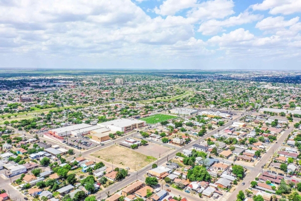 Listing Image #3 - Industrial for sale at 1900 Springfield Ave, Laredo TX 78040