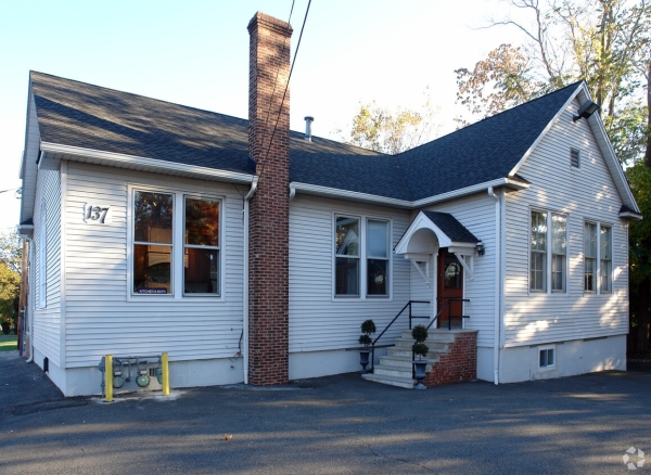 Listing Image #2 - Office for sale at 137 Columbia Turnpike, Florham Park NJ 07932 Listing Image #2 - Office for sale at 137 Columbia Turnpike, Florham Park NJ 07932