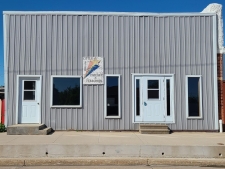 Retail property for sale in Arlington, IA