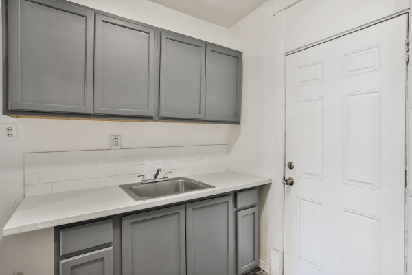 Listing Image #8 - Multi-family for sale at 4981 Rosalie Street, St. Louis MO 63115