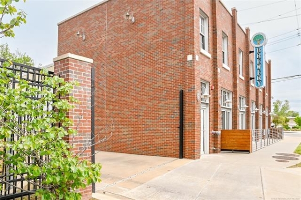 Listing Image #3 - Retail for sale at 1147 S Lewis Ave., Tulsa OK 74104