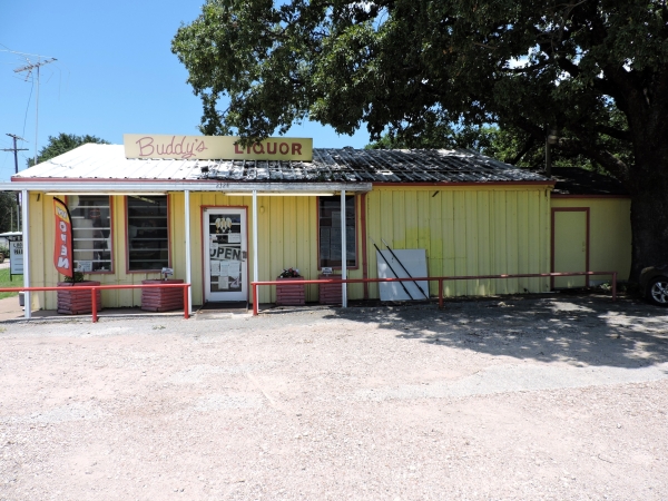 Listing Image #2 - Retail for sale at 2324 W Main Street, Gun Barrel City TX 75156