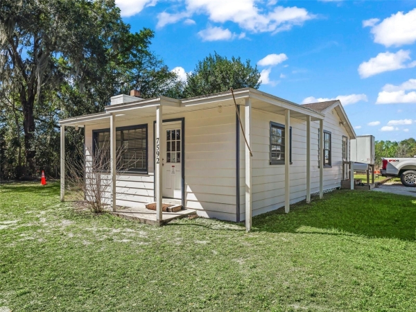 Listing Image #3 - Office for sale at 7592 CR 225, Wildwood FL 34785