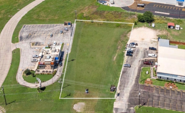 Listing Image #1 - Land for sale at TBD Sun Valley Blvd, Hewitt TX 76643