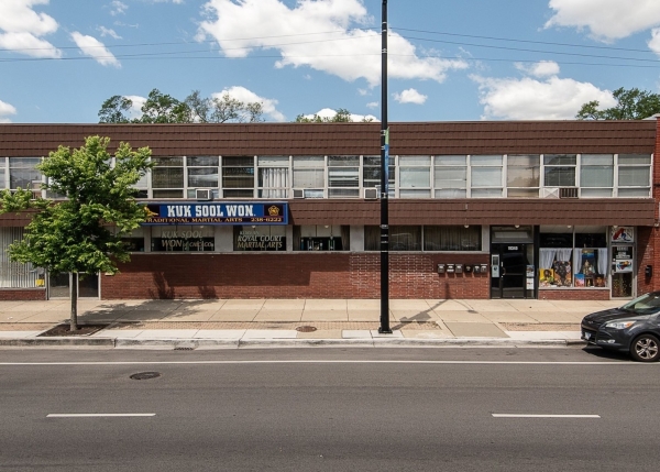 Listing Image #1 - Office for sale at 10338 S Western Avenue, Chicago IL 60643