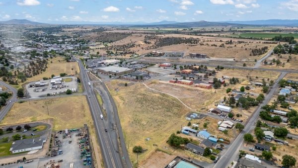 Listing Image #2 - Land for sale at TBD Hwy 97, Madras OR 97741