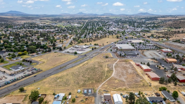 Listing Image #3 - Land for sale at TBD Hwy 97, Madras OR 97741