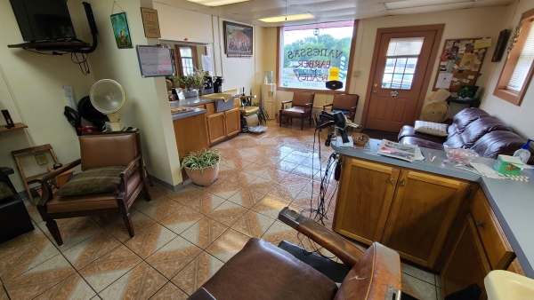 Listing Image #3 - Others for sale at 622 Carpenter Dam Road, Hot Springs AR 71901