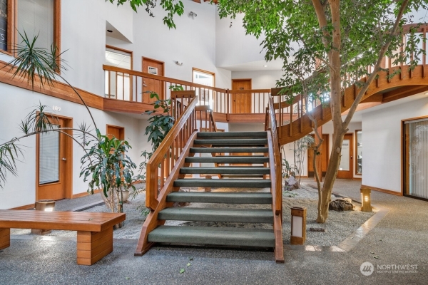 Listing Image #3 - Others for sale at 520 E Whidbey Avenue 205, Oak Harbor WA 98277