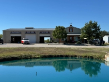 Retail property for sale in Farmersville, TX