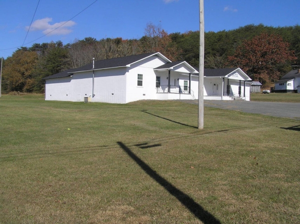 Listing Image #3 - Others for sale at 211 Rock Ave, Palmer TN 37365