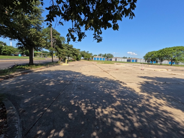 Listing Image #3 - Land for sale at 10349 Scyene Rd., Dallas TX 75227