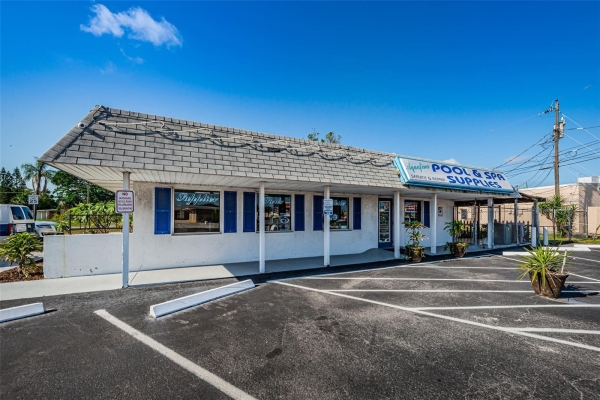 Listing Image #2 - Office for sale at 5146 Marine Pkwy, New Port Richey FL 34652