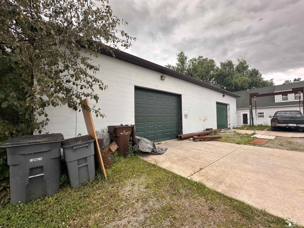 Listing Image #2 - Industrial for sale at 420 Carey, Deerfield MI 49238